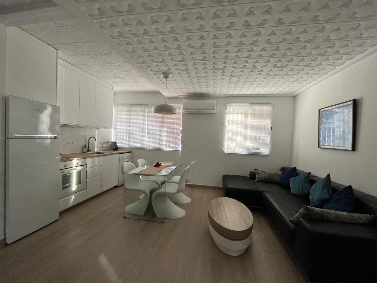 Modernized 3-Bedroom Flat 500M To The Beach Βαλένθια Εξωτερικό φωτογραφία